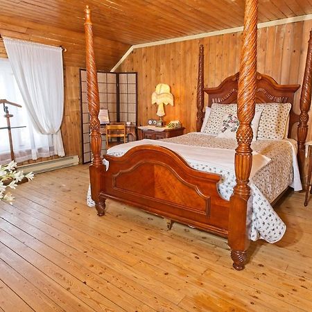 Auberge Sur La Cote ラ・マルベー エクステリア 写真