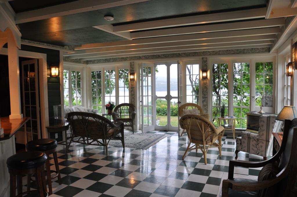 Auberge Sur La Cote ラ・マルベー エクステリア 写真