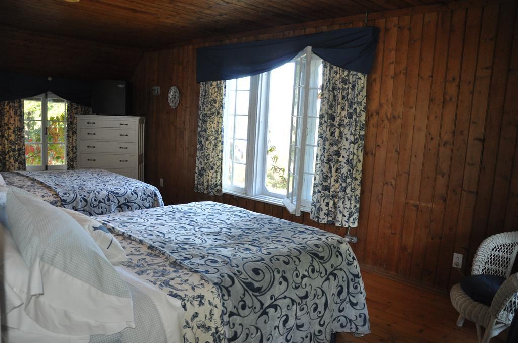 Auberge Sur La Cote ラ・マルベー エクステリア 写真